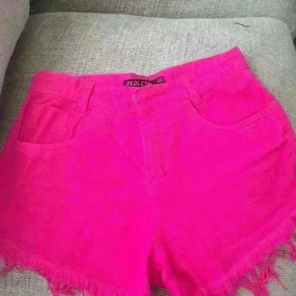 Pink shorts made in  Brazil size 7/8 - Picture 5 of 7